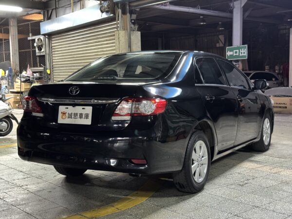 2013 Toyota ALTIS 1.8E：圖片 7