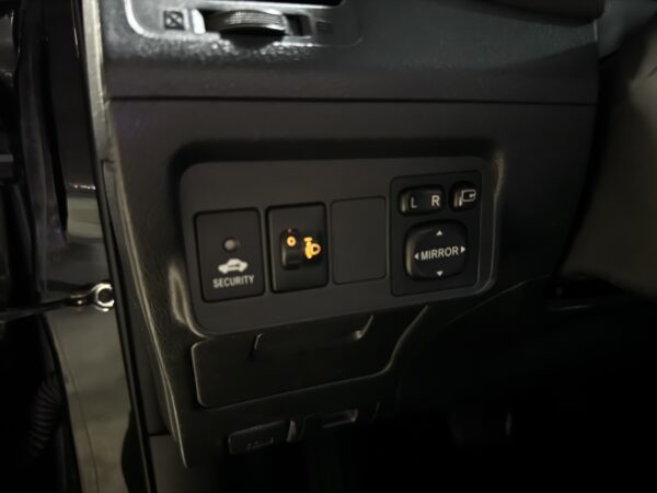 2013 Toyota ALTIS 1.8E：圖片 6