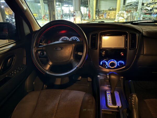 2009 Ford Escape 2.3：圖片 2