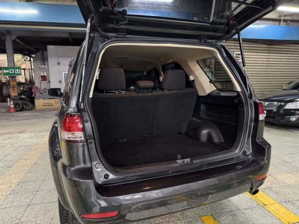 2009 Ford Escape 2.3：圖片 9