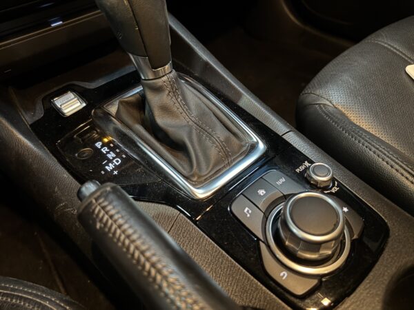 2017 Mazda3 2.0：圖片 8