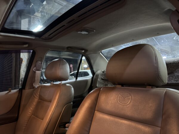 2003 Mazda 323 Protege 2.0：圖片 9