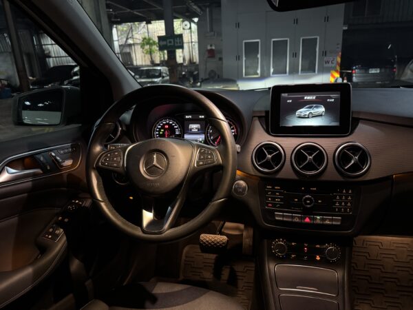 2015 Benz B180 1.6T：圖片 2