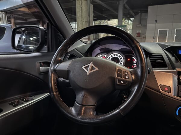 2015/16 Mitsubishi CMC Zinger 2.4：圖片 3