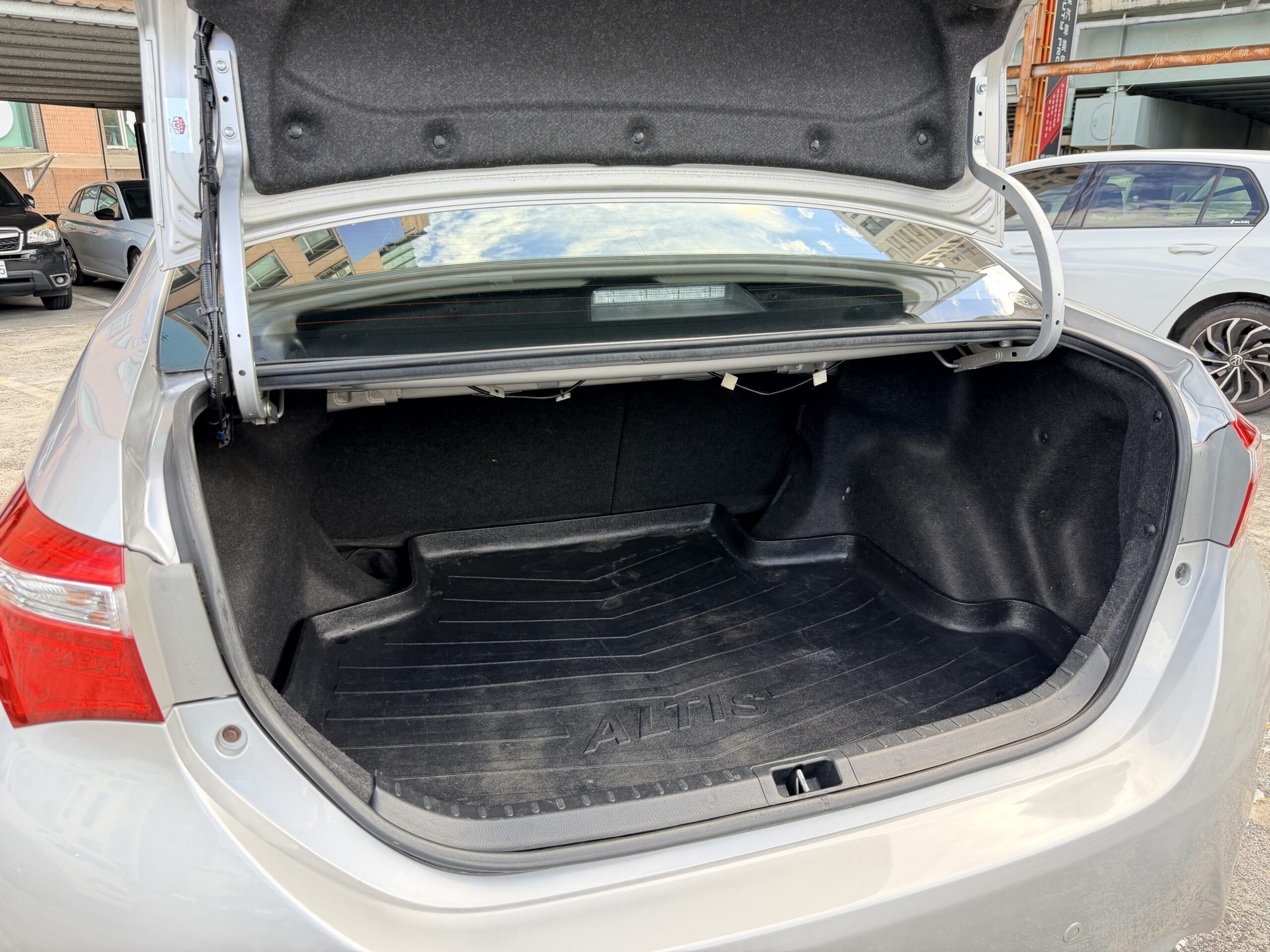 2015 Toyota ALTIS 1.8E:圖片 8