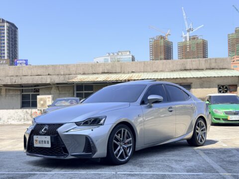 2015 LEXUS IS200T F-Sport